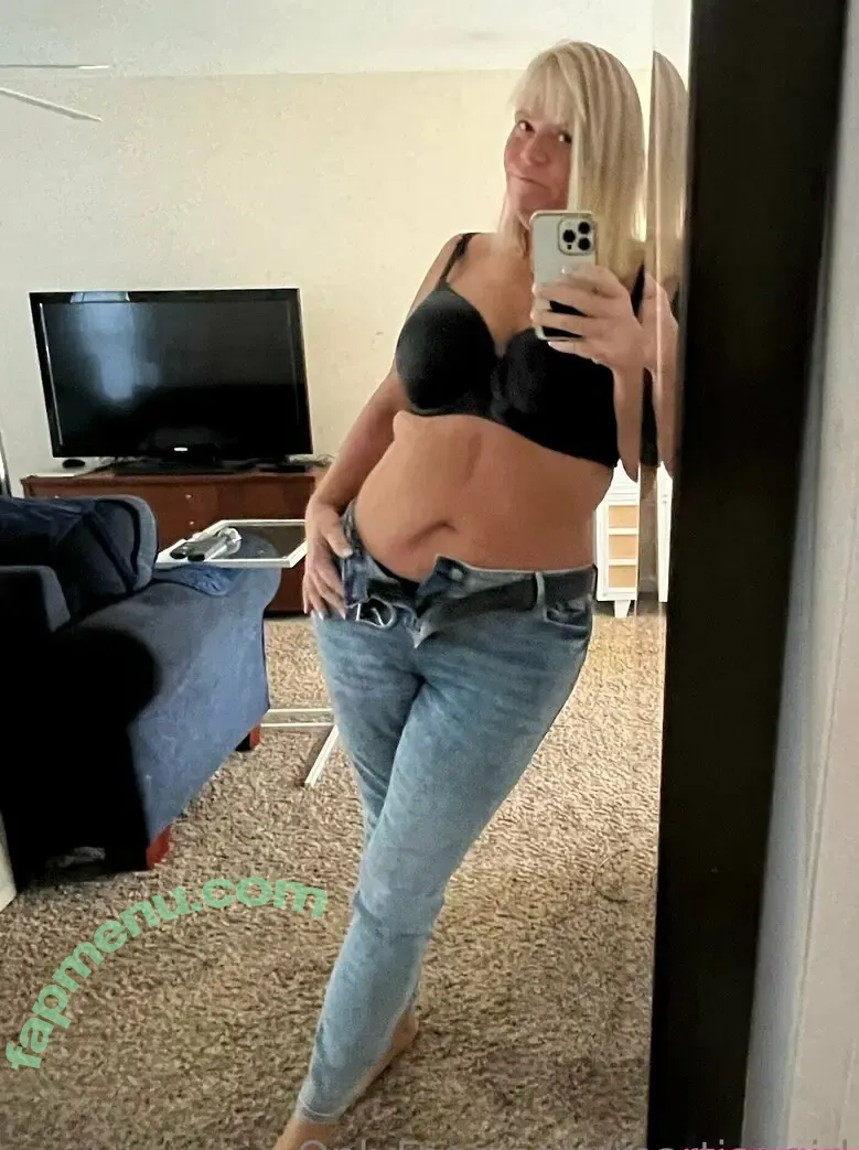 Karen Pennington nude photo #0113 (Bailey Buttner / Karen Buttner / Karensgalaxy / Martiangirl / Martiangirl1 / karen.buttner)