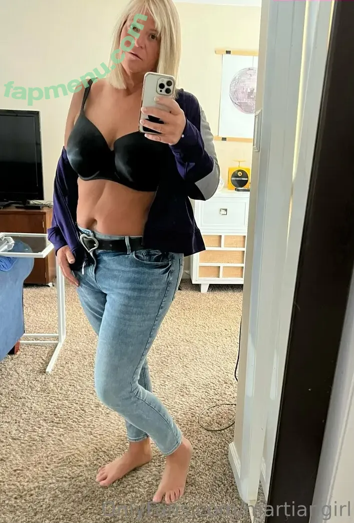 Karen Pennington nude photo #0116 (Bailey Buttner / Karen Buttner / Karensgalaxy / Martiangirl / Martiangirl1 / karen.buttner)