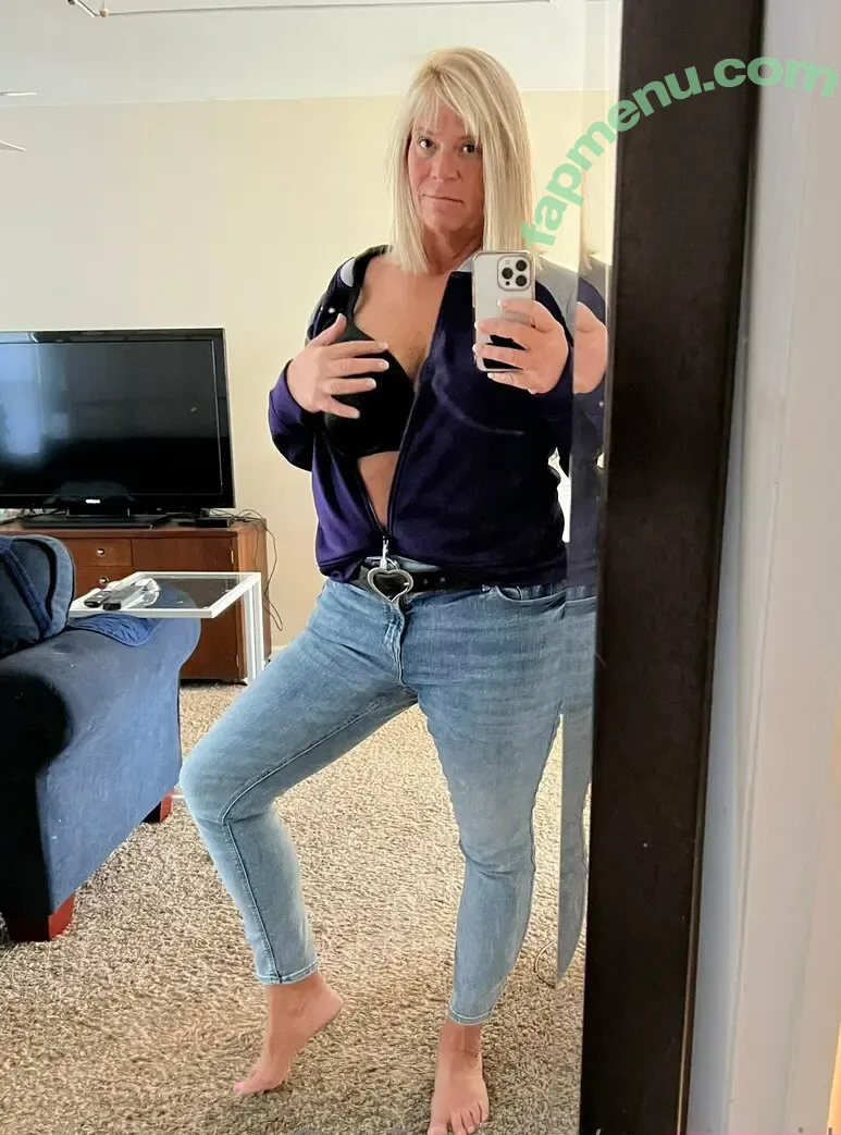 Karen Pennington nude photo #0119 (Bailey Buttner / Karen Buttner / Karensgalaxy / Martiangirl / Martiangirl1 / karen.buttner)