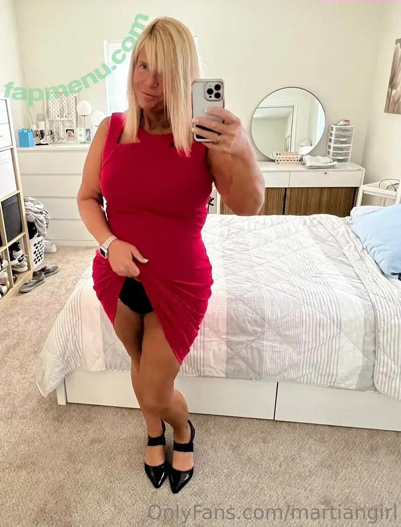 Karen Pennington nude photo #0134 (Bailey Buttner / Karen Buttner / Karensgalaxy / Martiangirl / Martiangirl1 / karen.buttner)