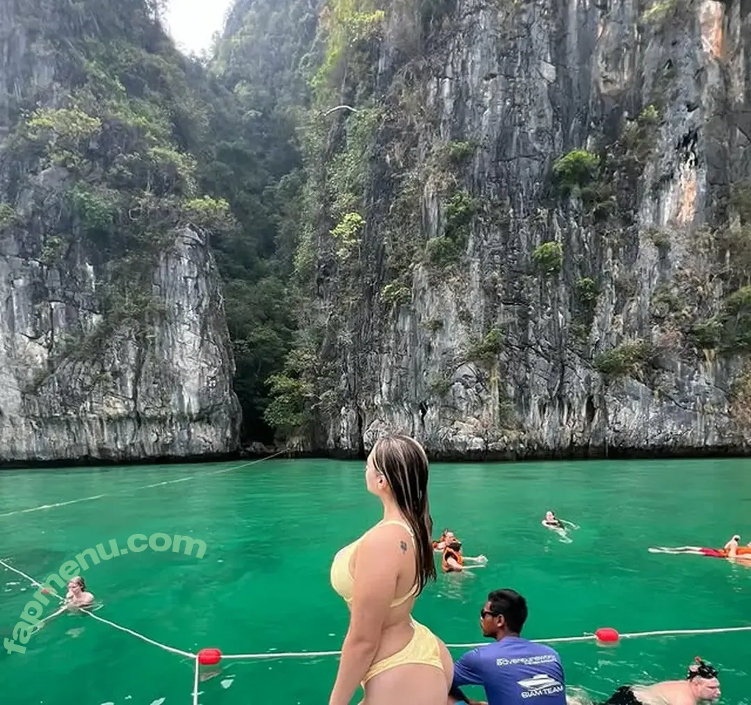 KarenAR nude photo #0006 (Bakersfield Hyundai Karen / ar.k24 / karen_acosta24)