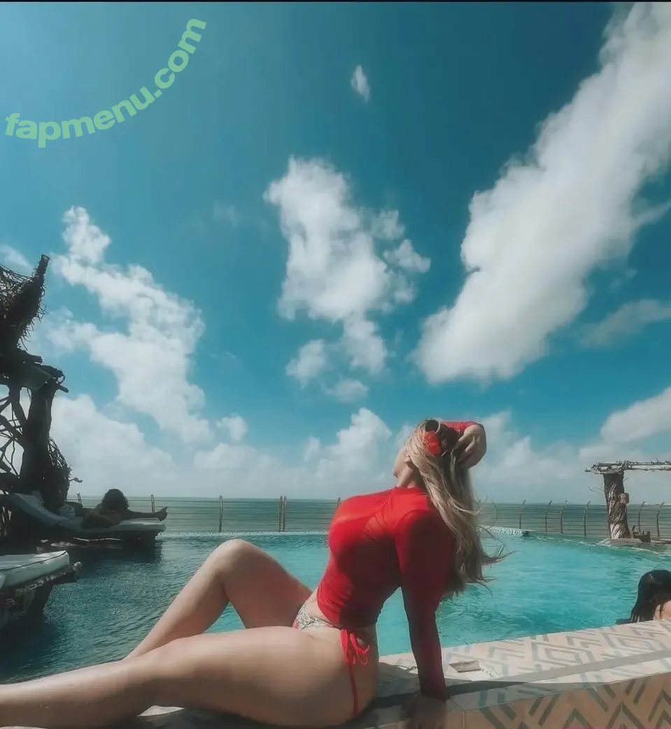 KarenAR nude photo #0014 (Bakersfield Hyundai Karen / ar.k24 / karen_acosta24)