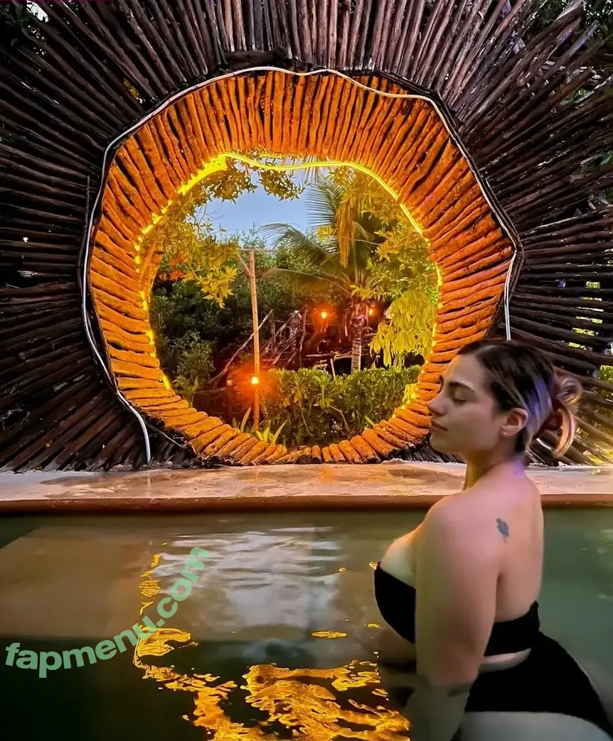 KarenAR nude photo #0015 (Bakersfield Hyundai Karen / ar.k24 / karen_acosta24)