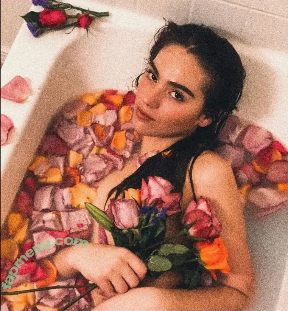 KarenAR nude photo #0023 (Bakersfield Hyundai Karen / ar.k24 / karen_acosta24)