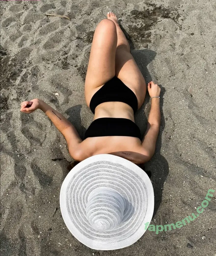 KarenAR nude photo #0045 (Bakersfield Hyundai Karen / ar.k24 / karen_acosta24)