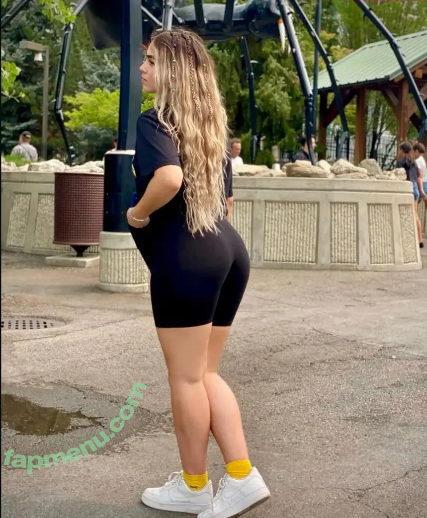 KarenAR nude photo #0063 (Bakersfield Hyundai Karen / ar.k24 / karen_acosta24)