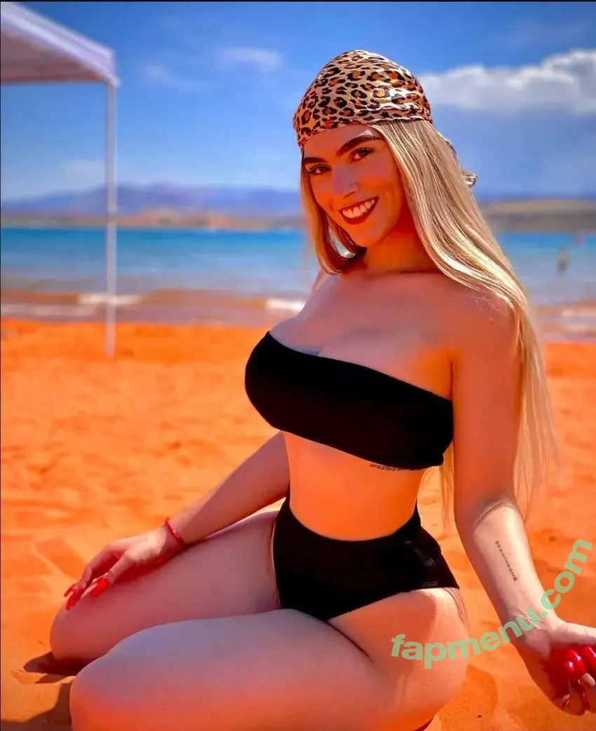 KarenAR nude photo #0067 (Bakersfield Hyundai Karen / ar.k24 / karen_acosta24)