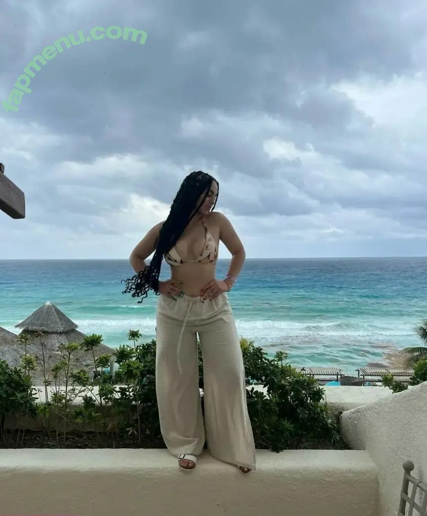 KarenAR nude photo #0076 (Bakersfield Hyundai Karen / ar.k24 / karen_acosta24)