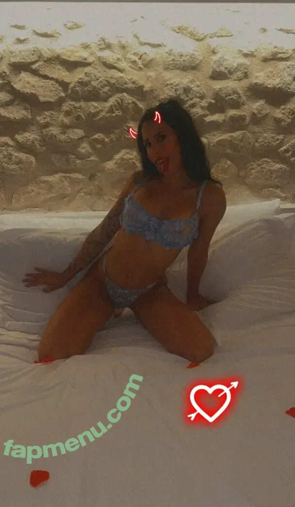 karendelima nude photo #0008 (karendelima)