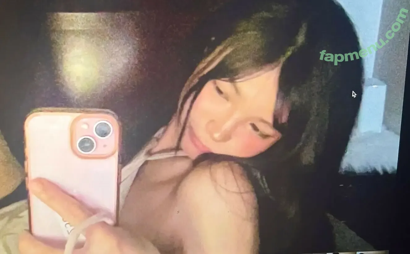 Karenxtran nude photo #0160 (Strawberry.bunni / seunnngmiii)