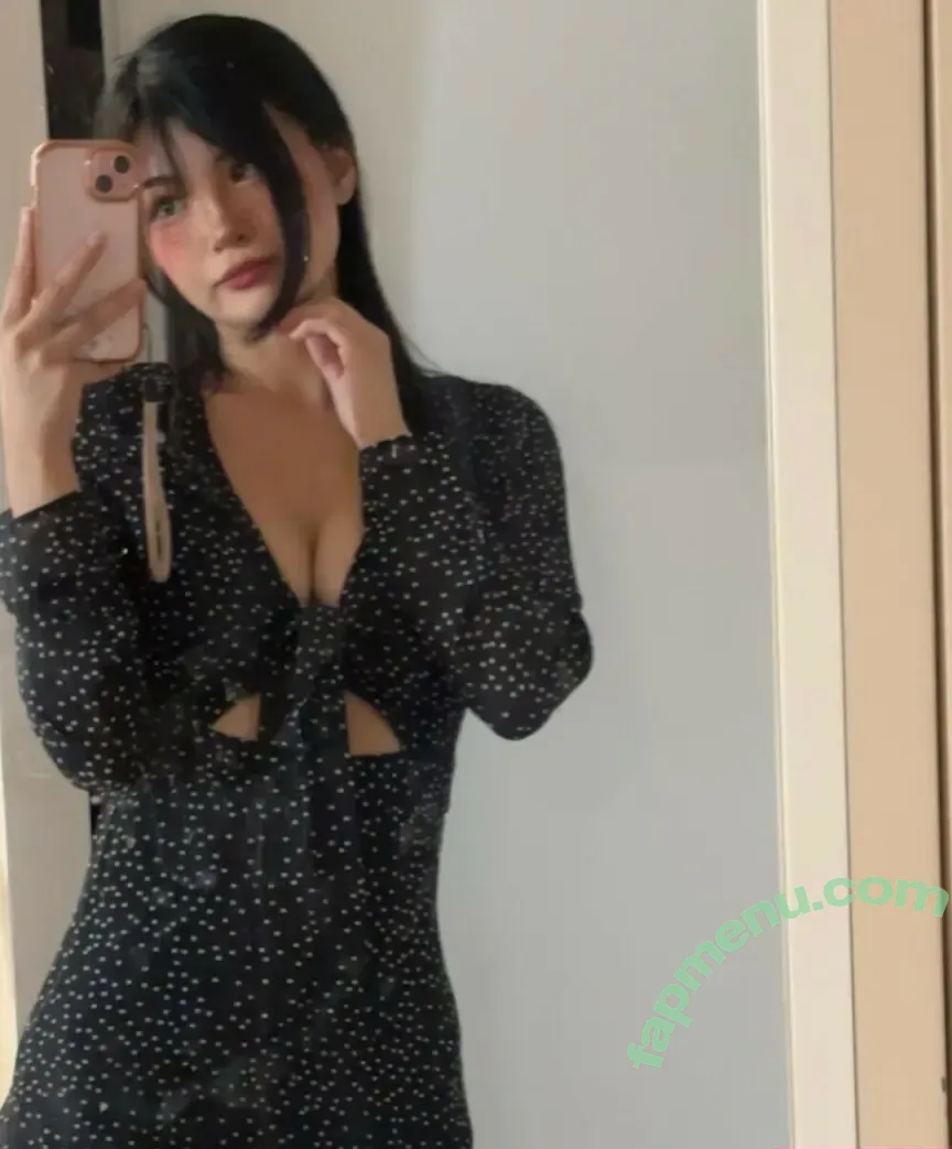 Karenxtran nude photo #0193 (Strawberry.bunni / seunnngmiii)