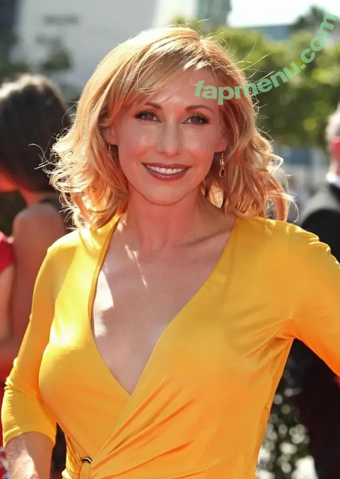 Kari Byron nude photo #0166 (KariByron / therealkaribyron)