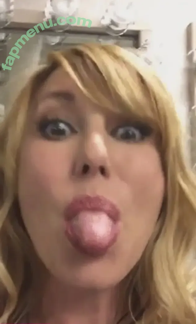 Kari Byron nude photo #0181 (KariByron / therealkaribyron)