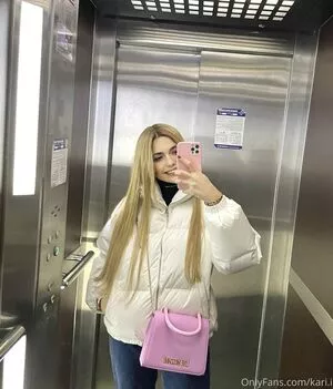 Kari.i nude photo #0110