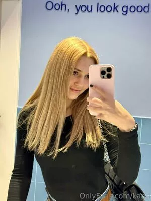 Kari.i nude photo #0277