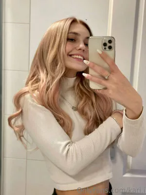 Kari.i nude photo #0279