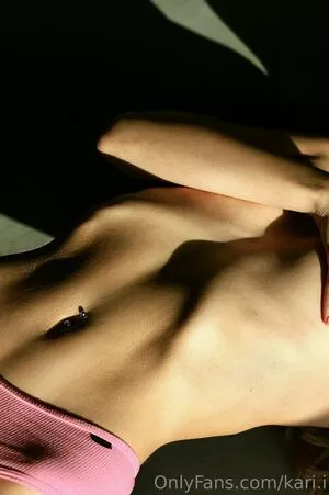 Kari.i nude photo #0327