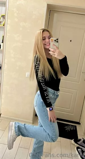 Kari.i nude photo #0356