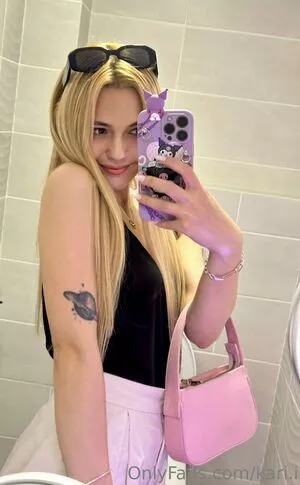 Kari.i nude photo #0359