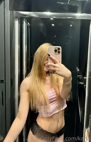 Kari.i nude photo #0371