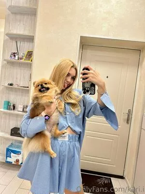 Kari.i nude photo #0385