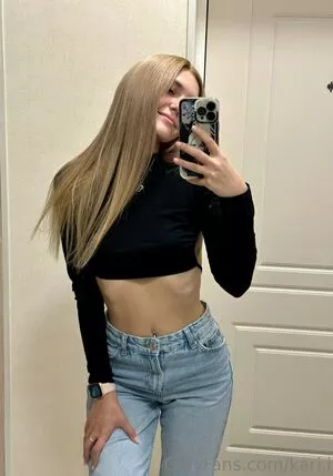 Kari.i nude photo #0419