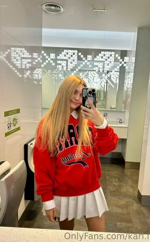 Kari.i nude photo #0425