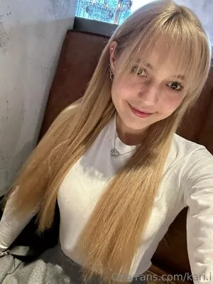 Kari.i nude photo #0449