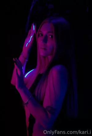 Kari.i nude photo #0473
