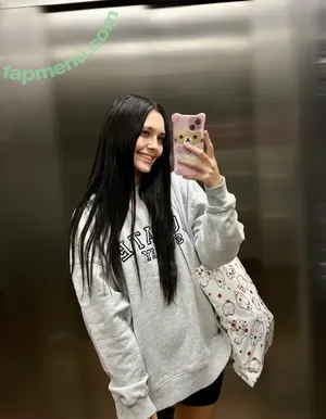 Kari.i nude photo #0887