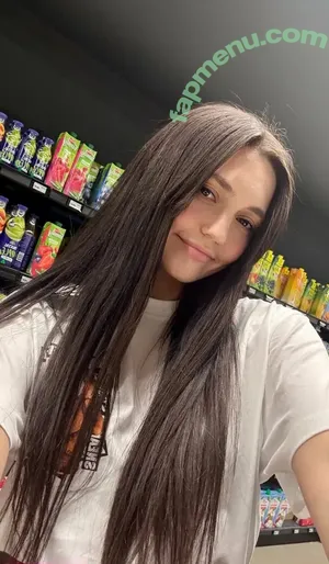 Kari.i nude photo #0893