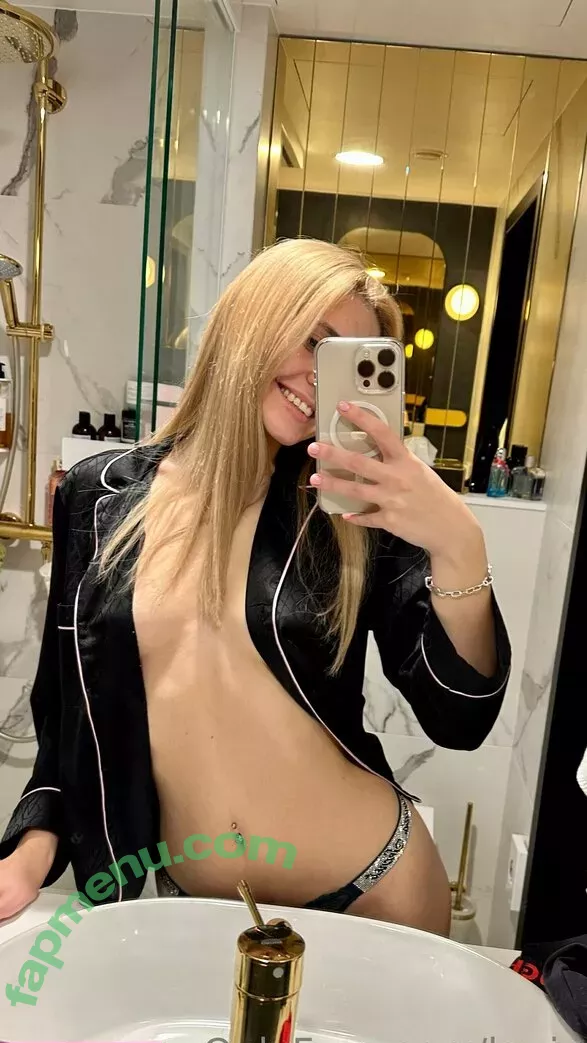 Kari.i nude photo #0200 (Kari.i)