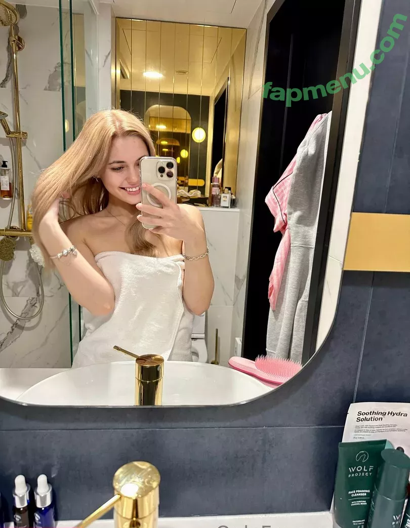 Kari.i nude photo #0210 (Kari.i)