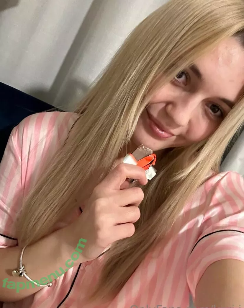 Kari.i nude photo #0234 (Kari.i)