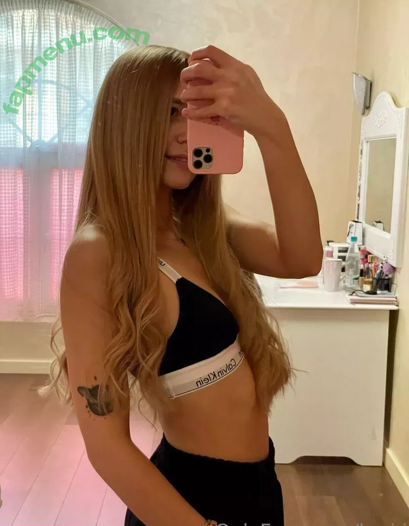 Kari.i nude photo #0262 (Kari.i)