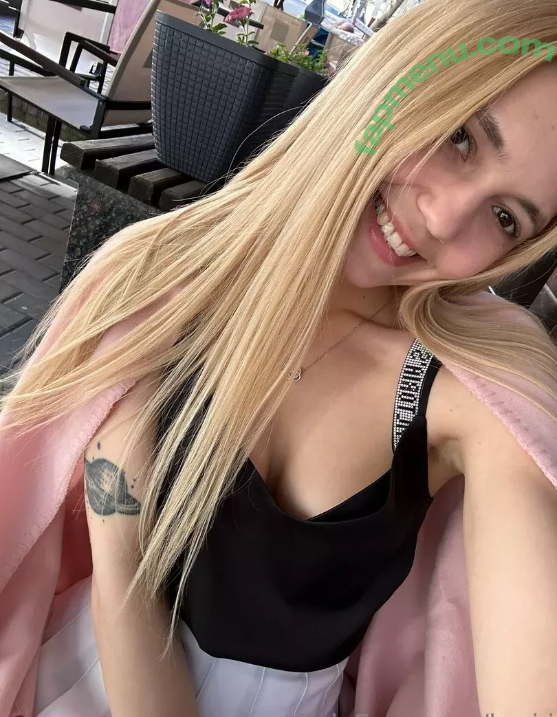 Kari.i nude photo #0383 (Kari.i)