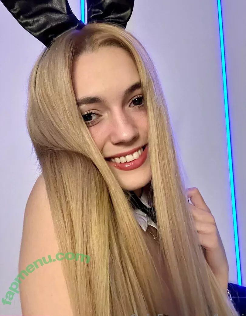 Kari.i nude photo #0411 (Kari.i)