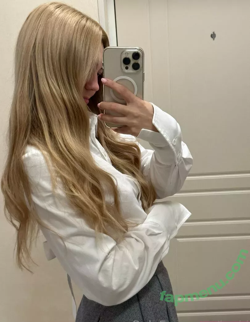 Kari.i nude photo #0471 (Kari.i)