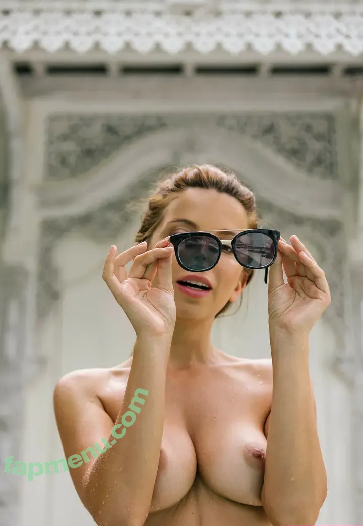 Karina Avakyan nude photo #0066 (Malena / Radona / karina_model / mamyasha_k)