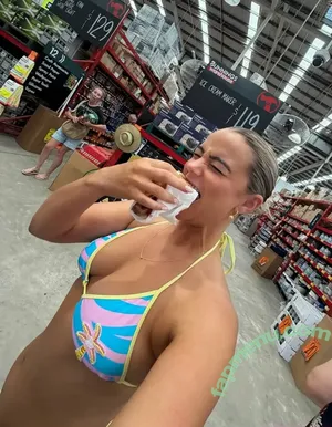 Karina Irby / karinairby nude photo #0994