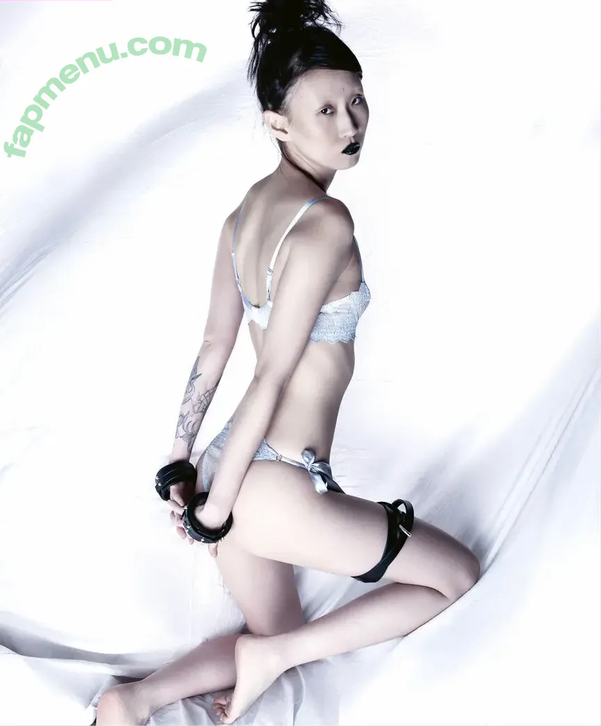 Karina Tsoy nude photo #0015 (Kariina.tsoy)