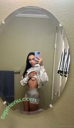 karinaalphabae / karina rodriguez nude photo #0002