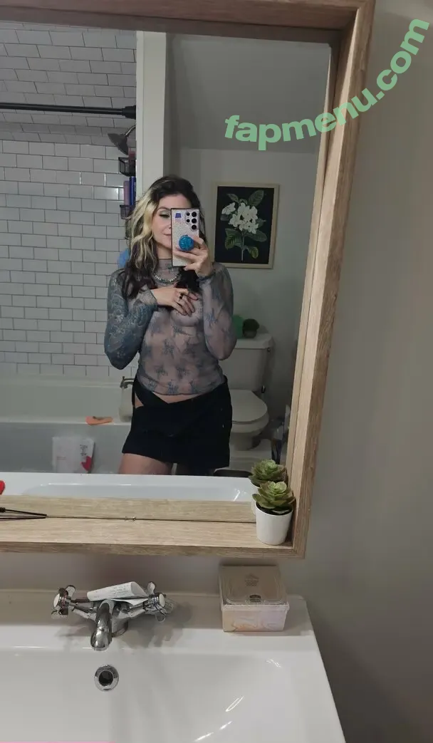 karinakassidy nude photo #0012 (kassidyisconfused)