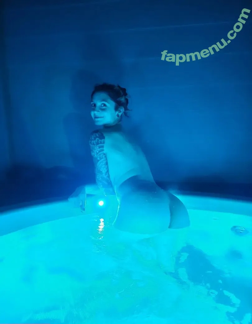 karinakassidy nude photo #0016 (kassidyisconfused)
