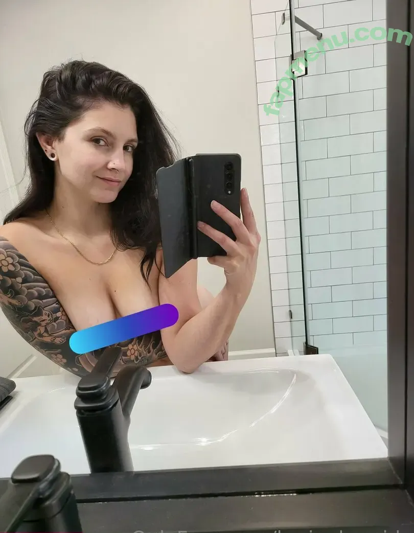 karinakassidy nude photo #0030 (kassidyisconfused)
