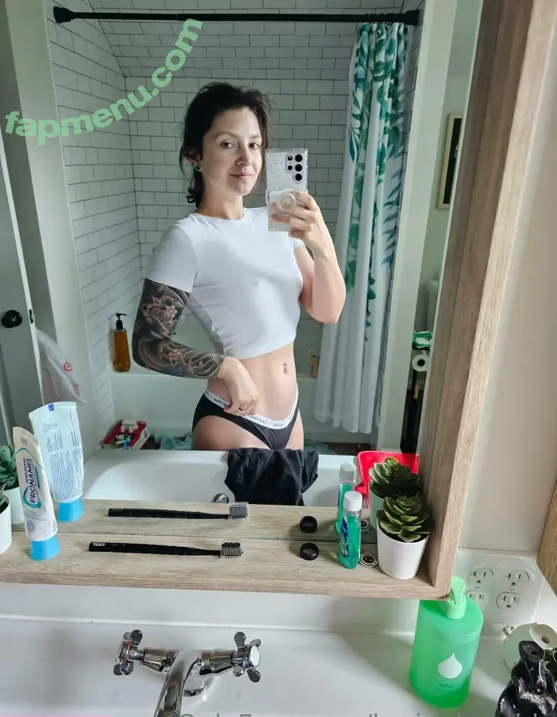 karinakassidy nude photo #0043 (kassidyisconfused)