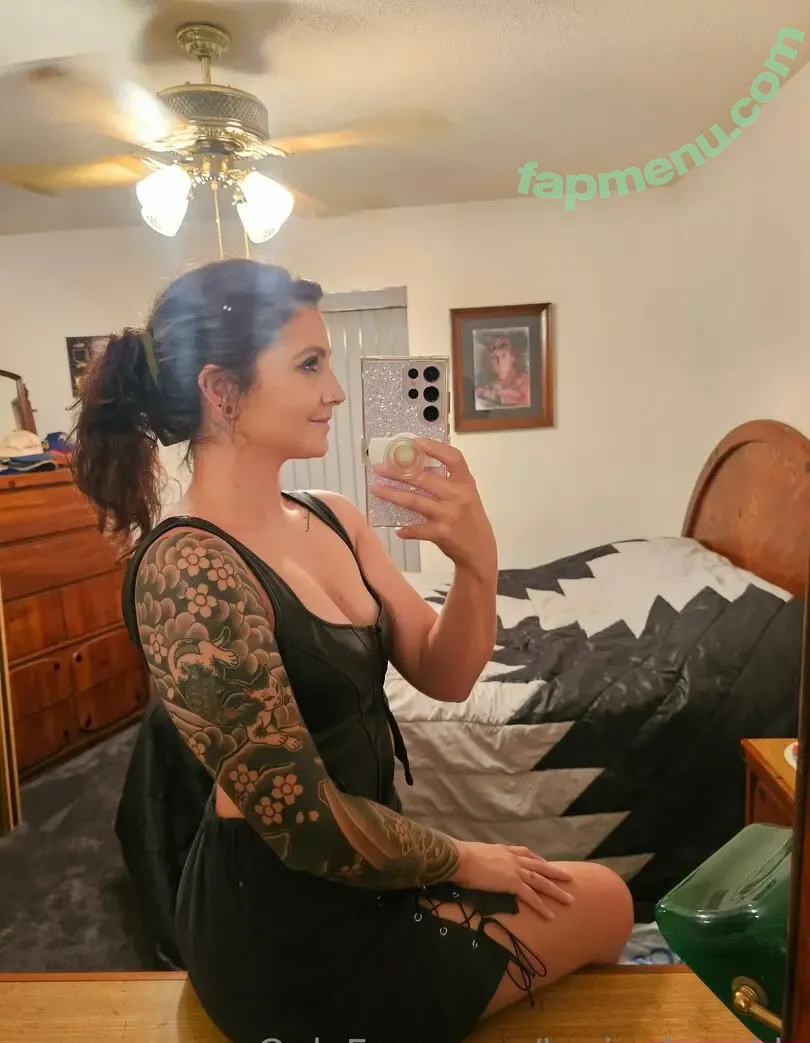 karinakassidy nude photo #0045 (kassidyisconfused)