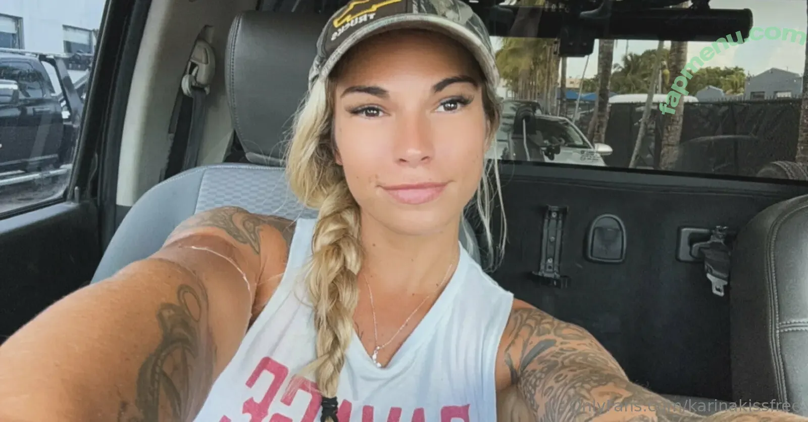 karinakissfree nude photo #0002 (karinakiss)