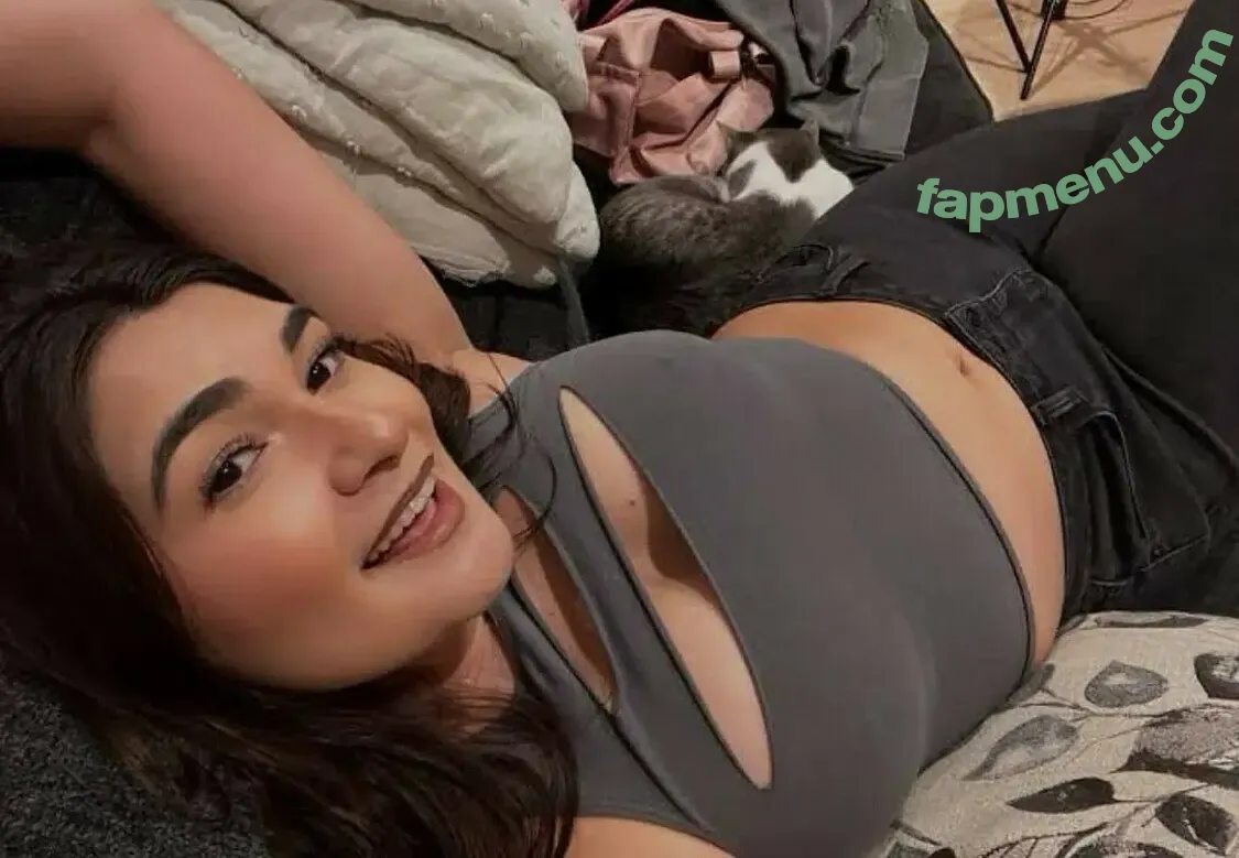 karinamasfina nude photo #0013 (karinamasfina)