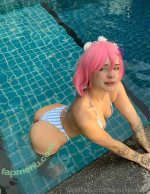 karinaskinlovers / sskinloverss nude photo #0001